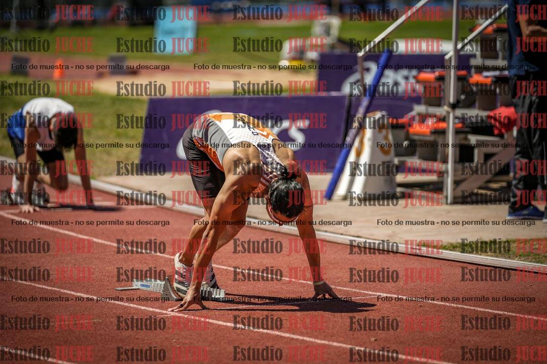Fotos de los 400 m llanos de varones