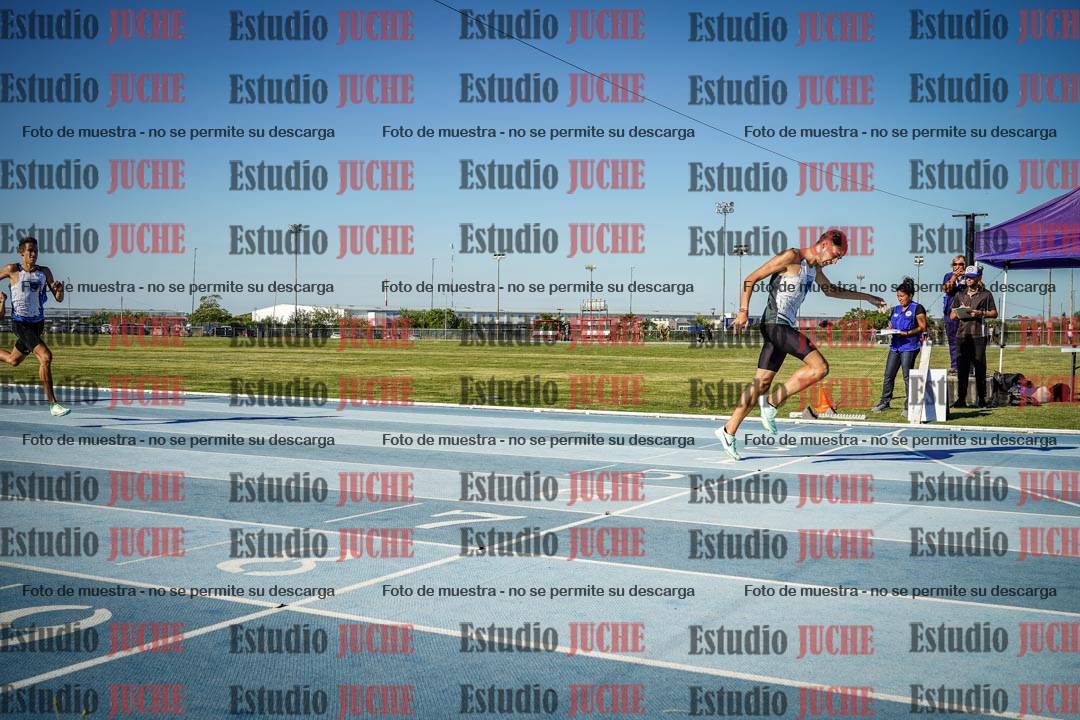 Fotos de los 400 m llanos de varones