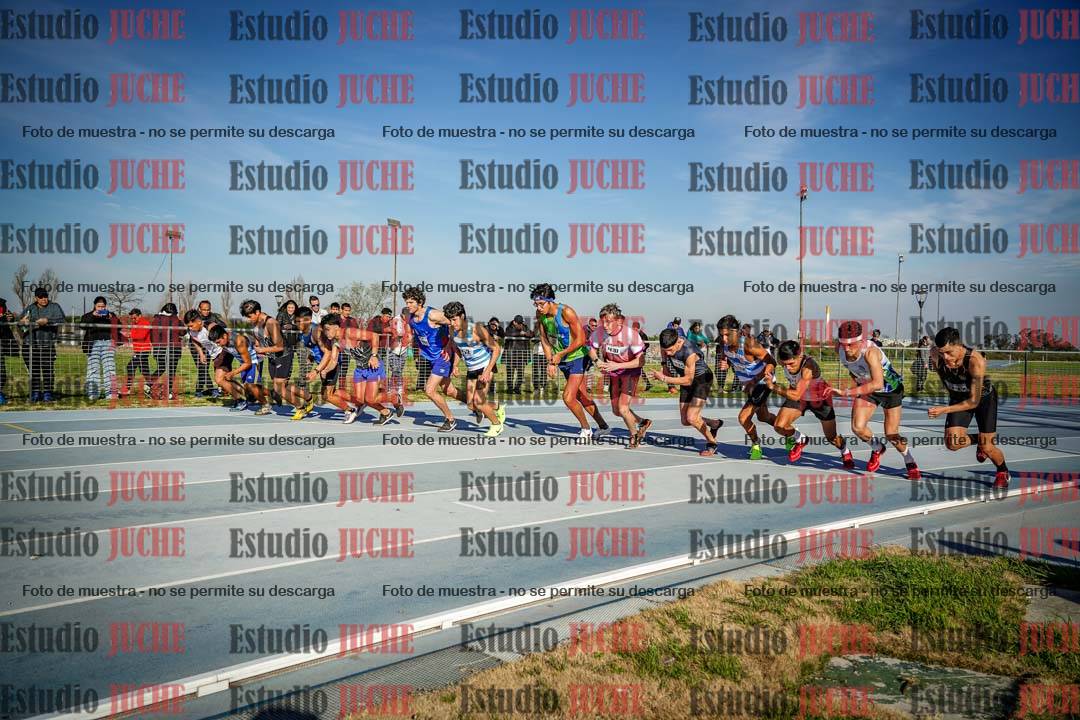 Fotos de los 1500 m llanos de varones