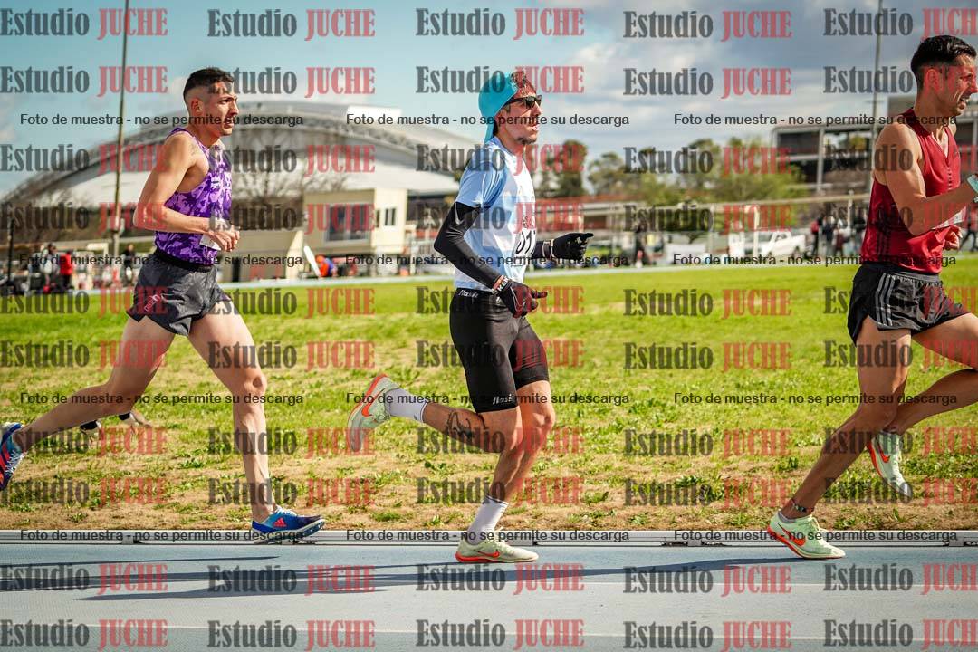 Fotos de los 5000 m llanos de varones
