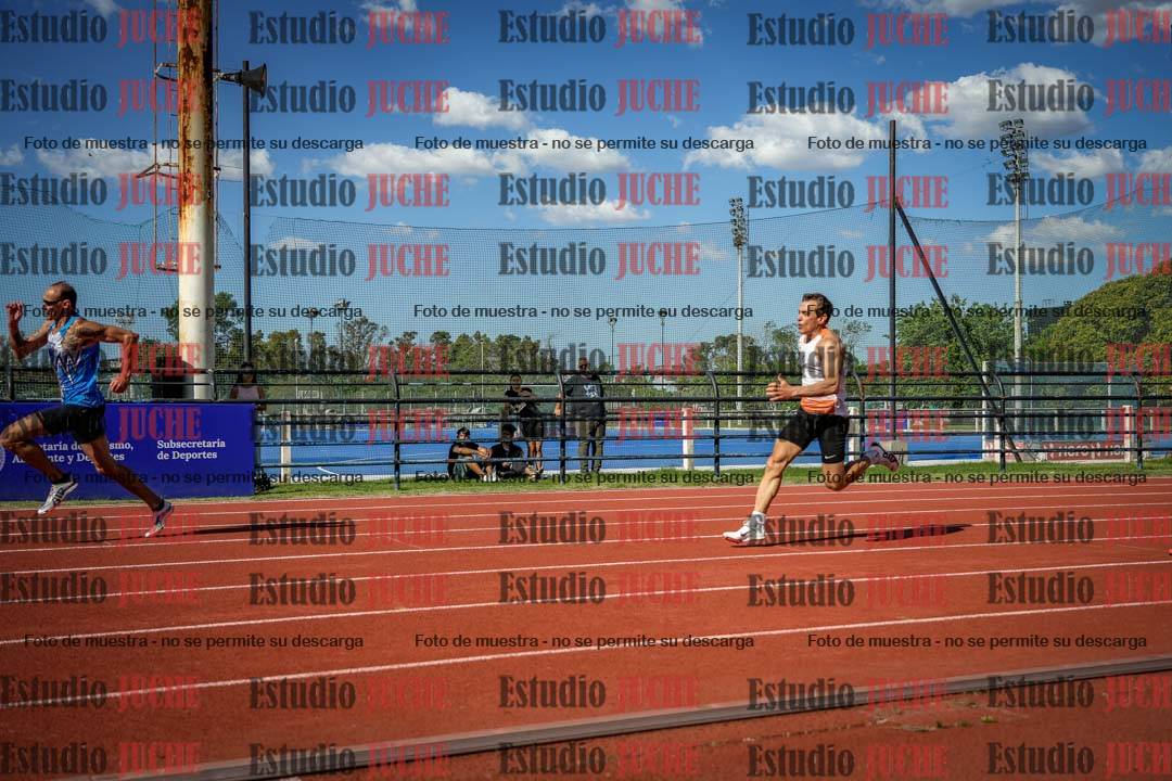 Fotos de los 200 m llanos de varones