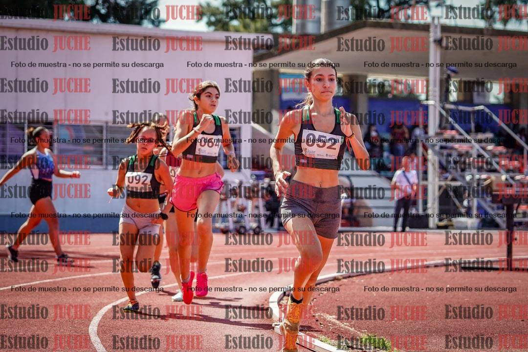 Fotos de los 600 m de mujeres