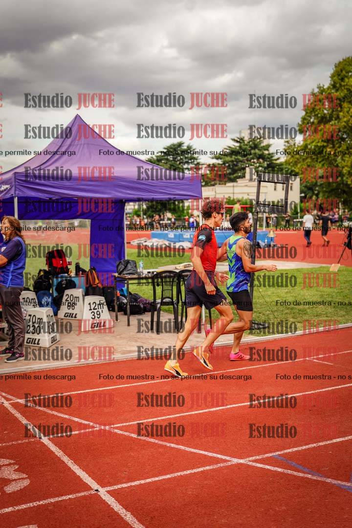 Fotos de los 800 m de varones