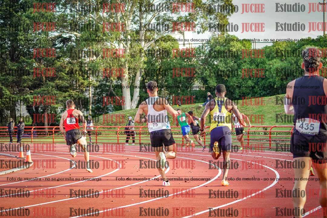 Fotos de los relevos 4x100 m de varones