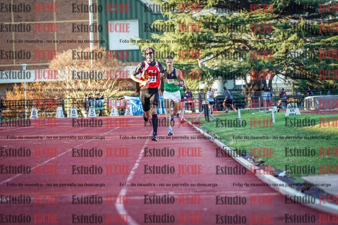 Fotos de los 3000 m llanos de varones
