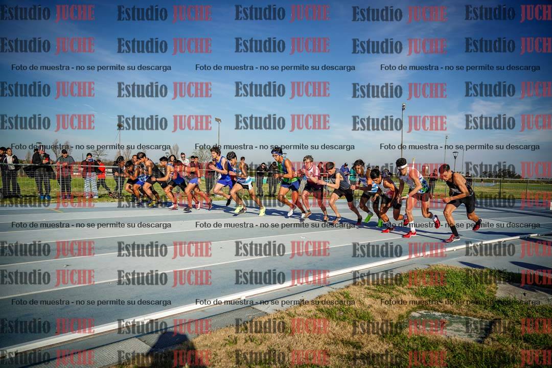 Fotos de los 1500 m llanos de varones