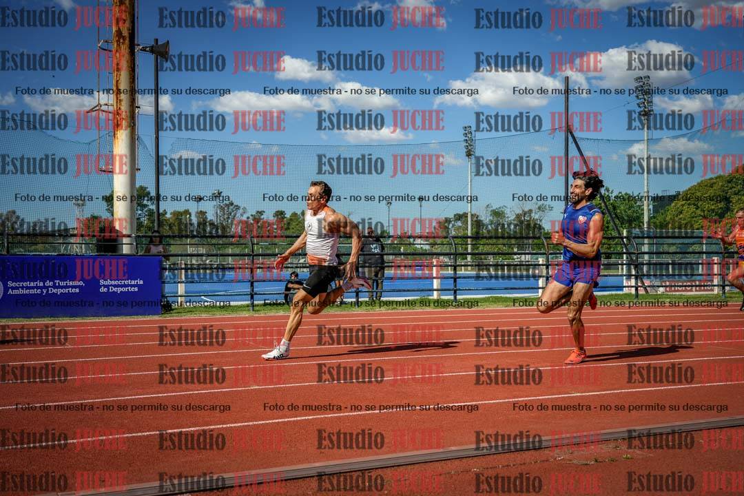 Fotos de los 200 m llanos de varones