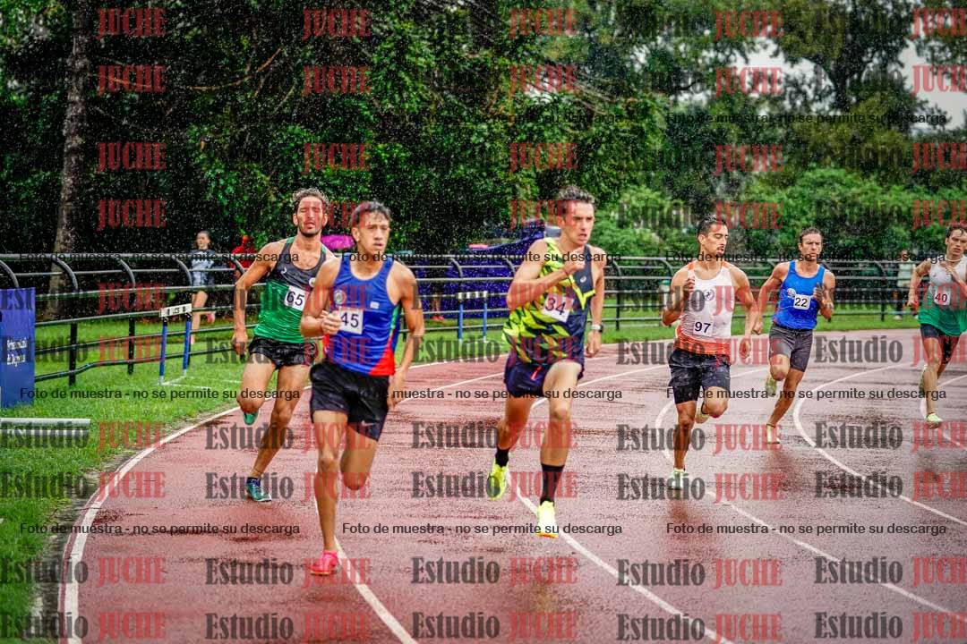 Fotos de los 800 m de varones