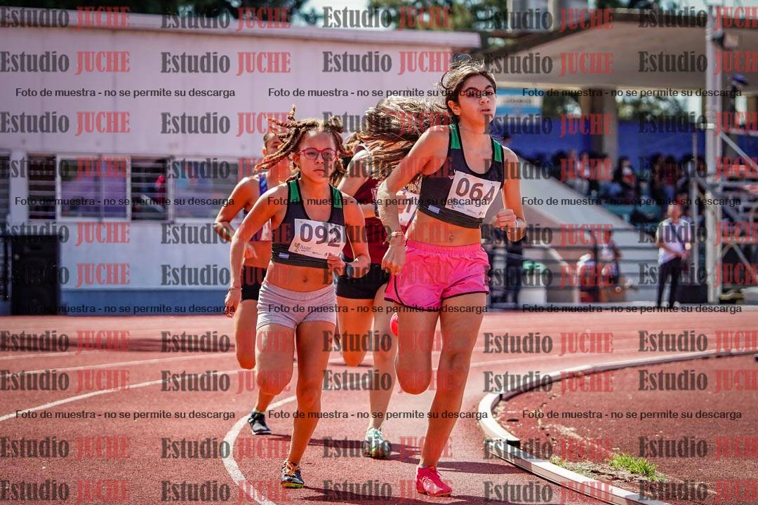 Fotos de los 600 m de mujeres