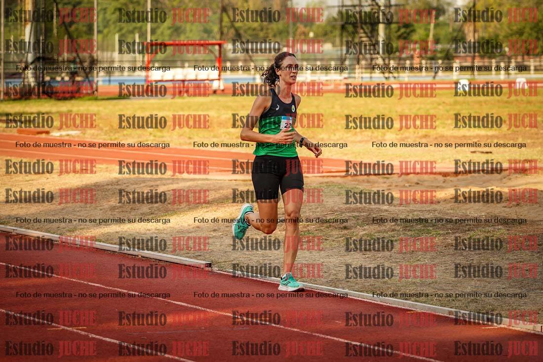 Fotos de los 5000 m llanos de mujeres y varones