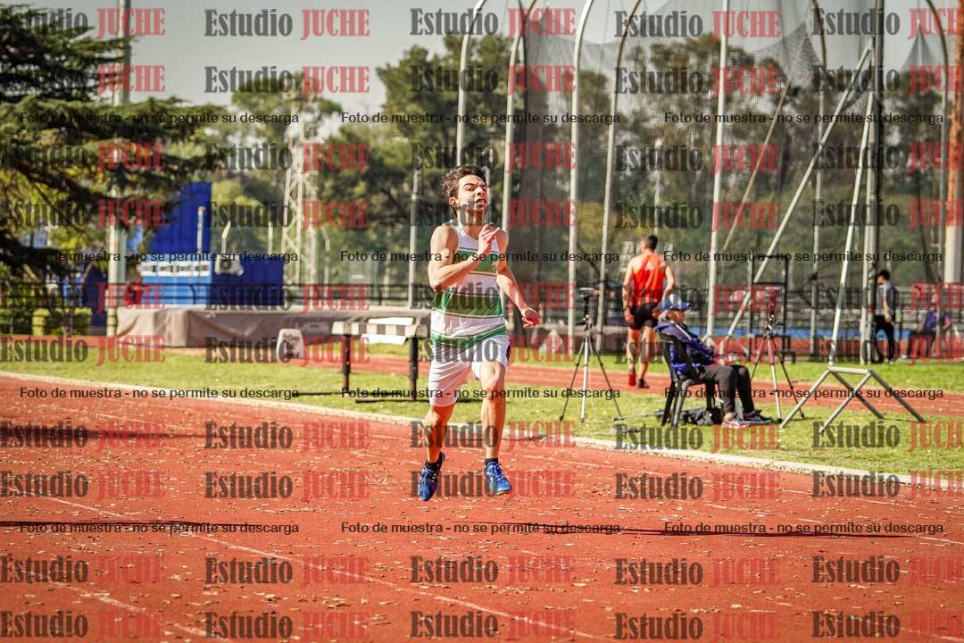 Fotos de los 400 m llanos de varones