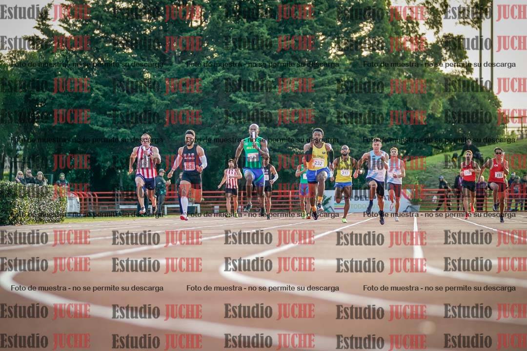 Fotos de los relevos 4x100 m de varones