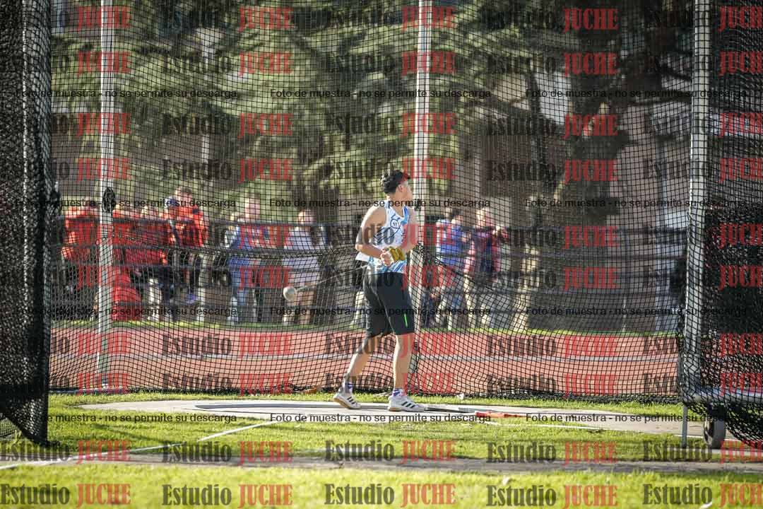 Fotos del lanzamiento de martillo de varones