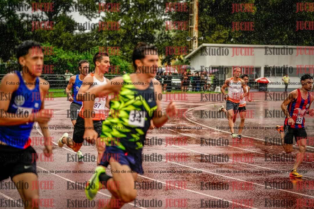 Fotos de los 800 m de varones