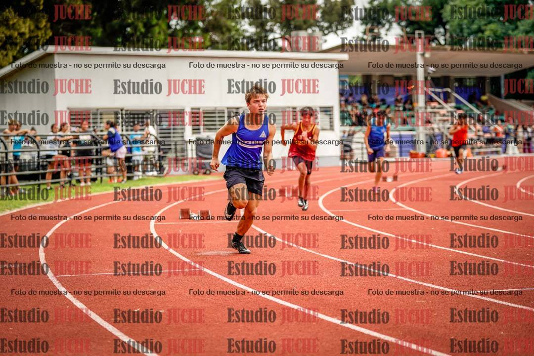 Fotos de los 400 m con vallas de varones