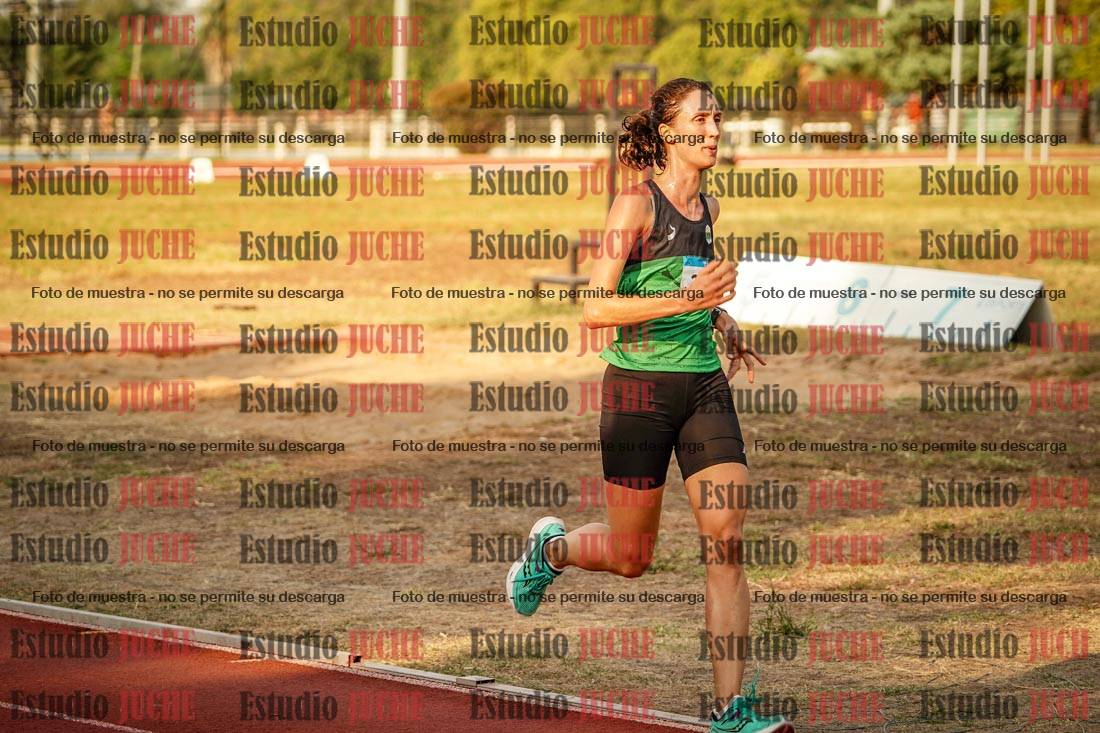 Fotos de los 5000 m llanos de mujeres y varones
