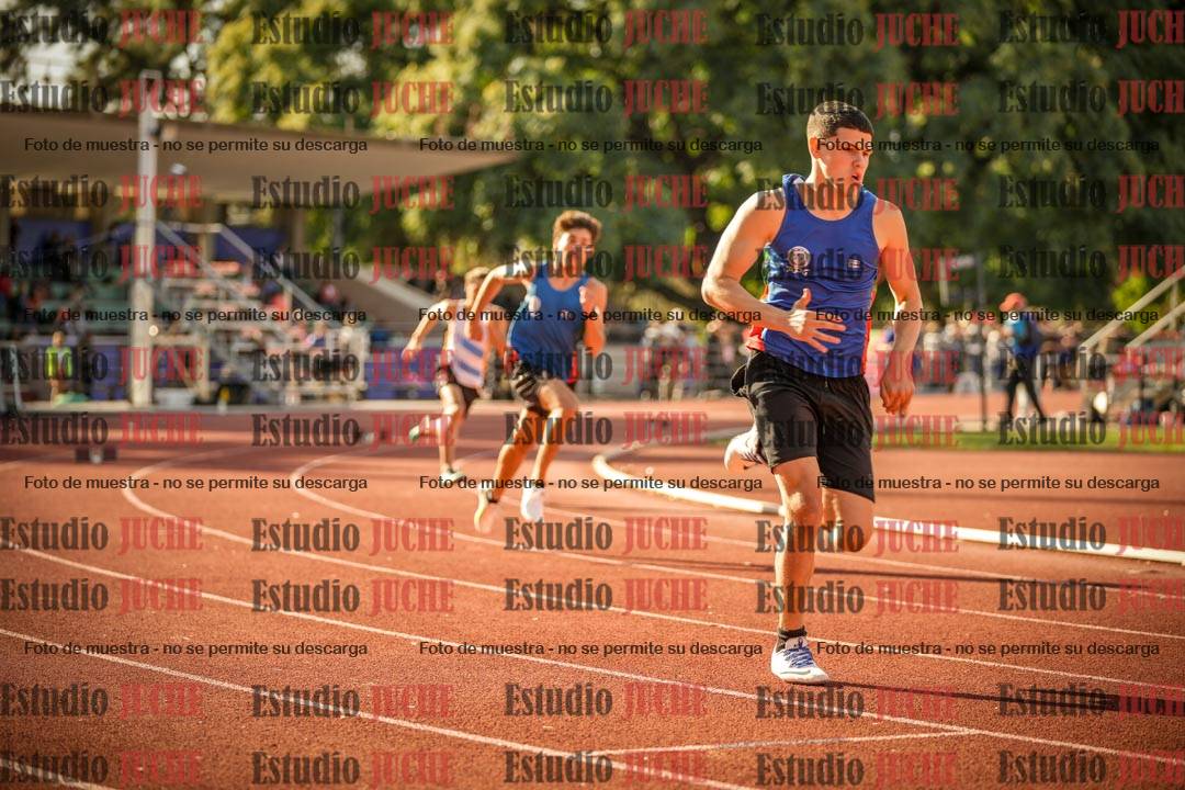 Fotos de los 400 m llanos de varones