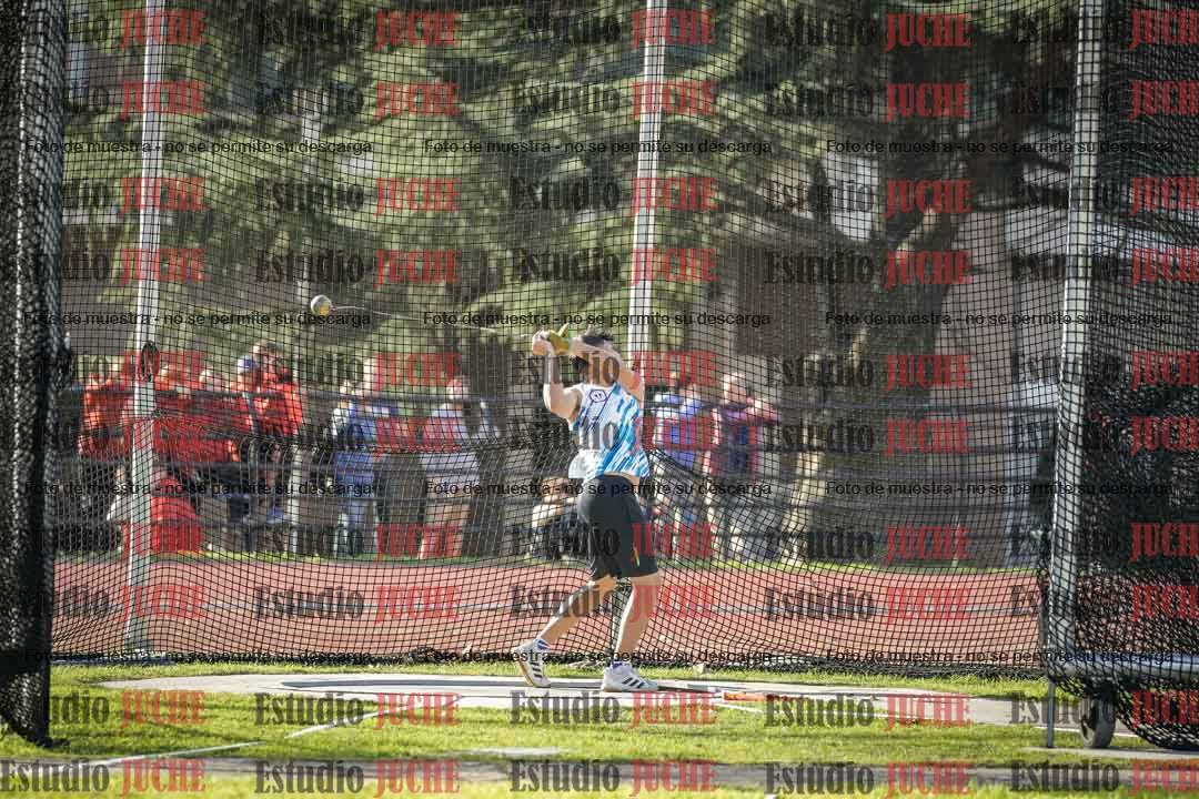 Fotos del lanzamiento de martillo de varones