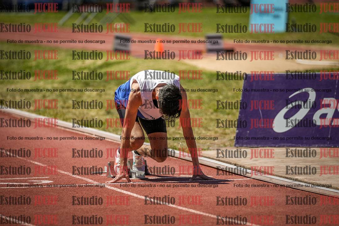 Fotos de los 400 m llanos de varones