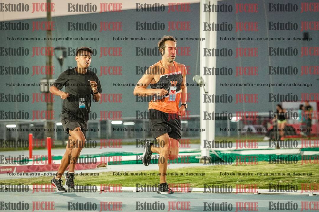 Fotos de los 3000 m llanos de varones