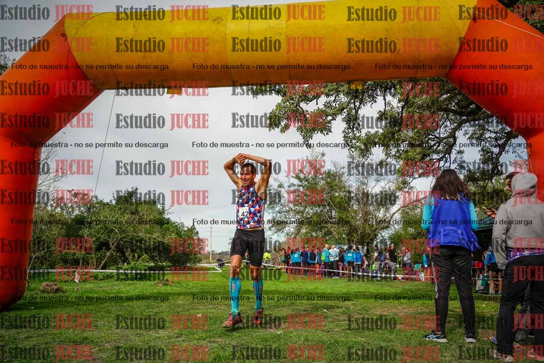 Fotos de la llegada del cross de 8000 m