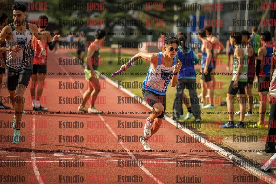 Fotos de las postas 4x400 m llanos de varones