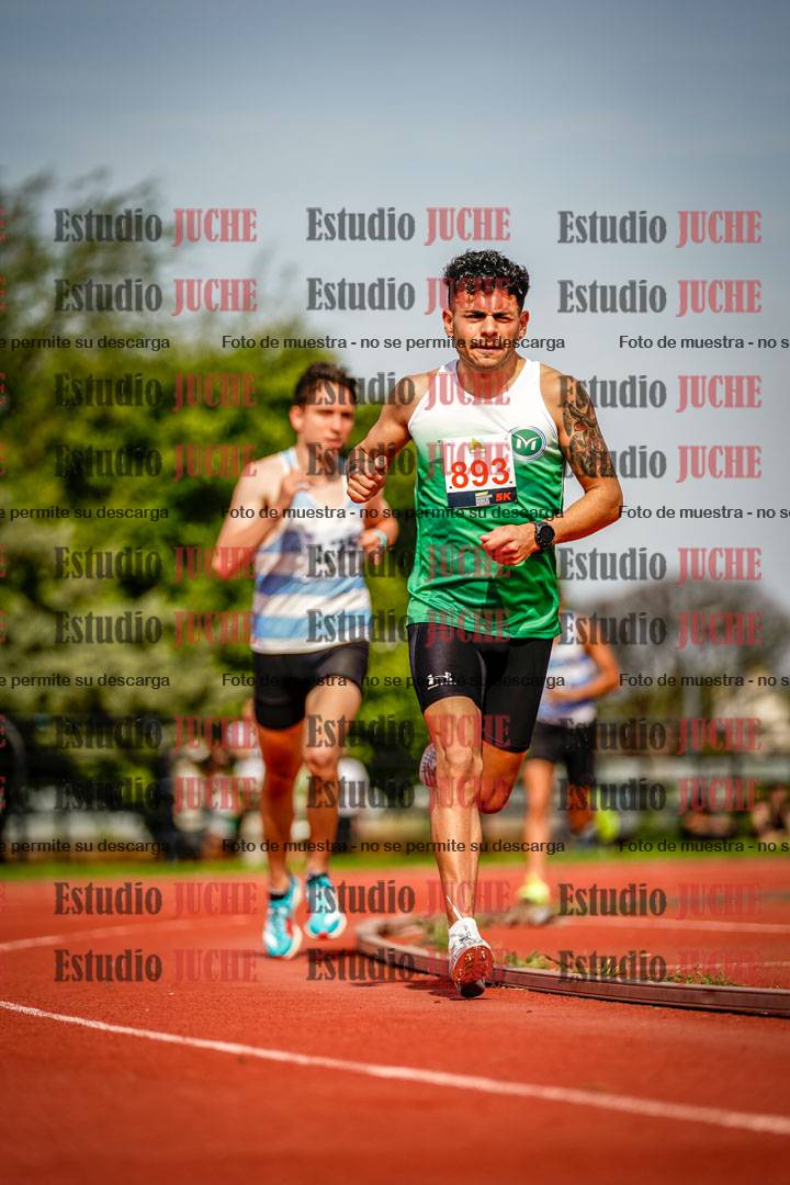 Fotos de los 3000 m llanos de varones