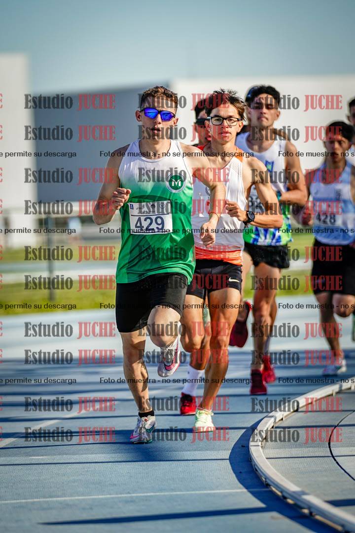 Fotos de los 1500 m llanos de varones