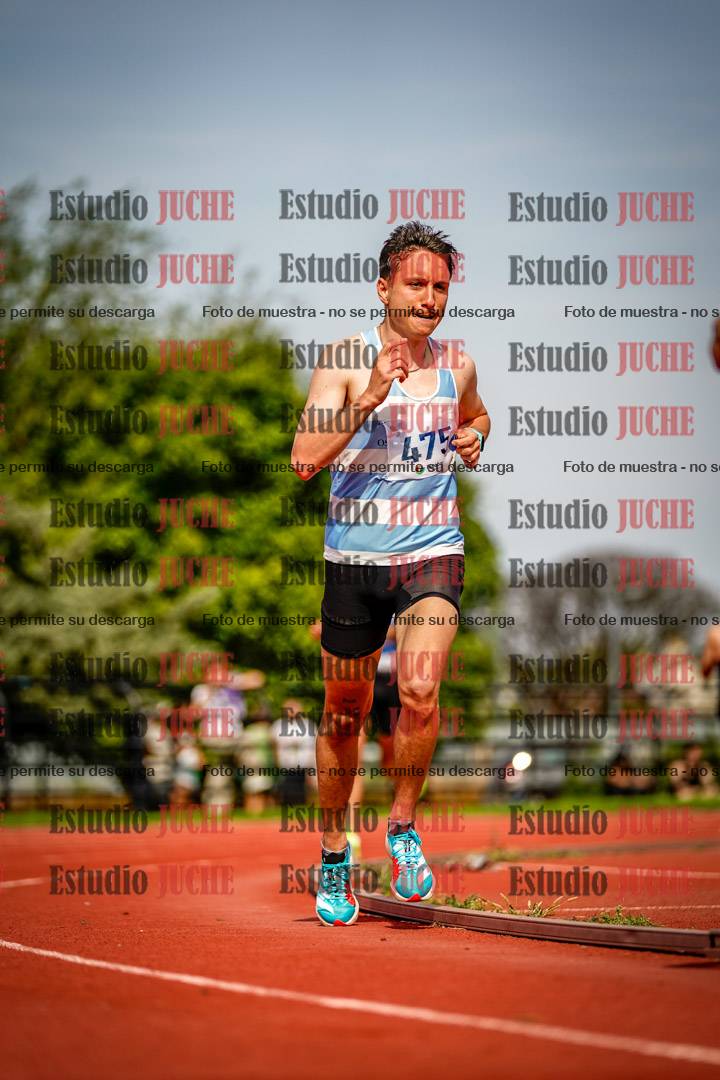 Fotos de los 3000 m llanos de varones