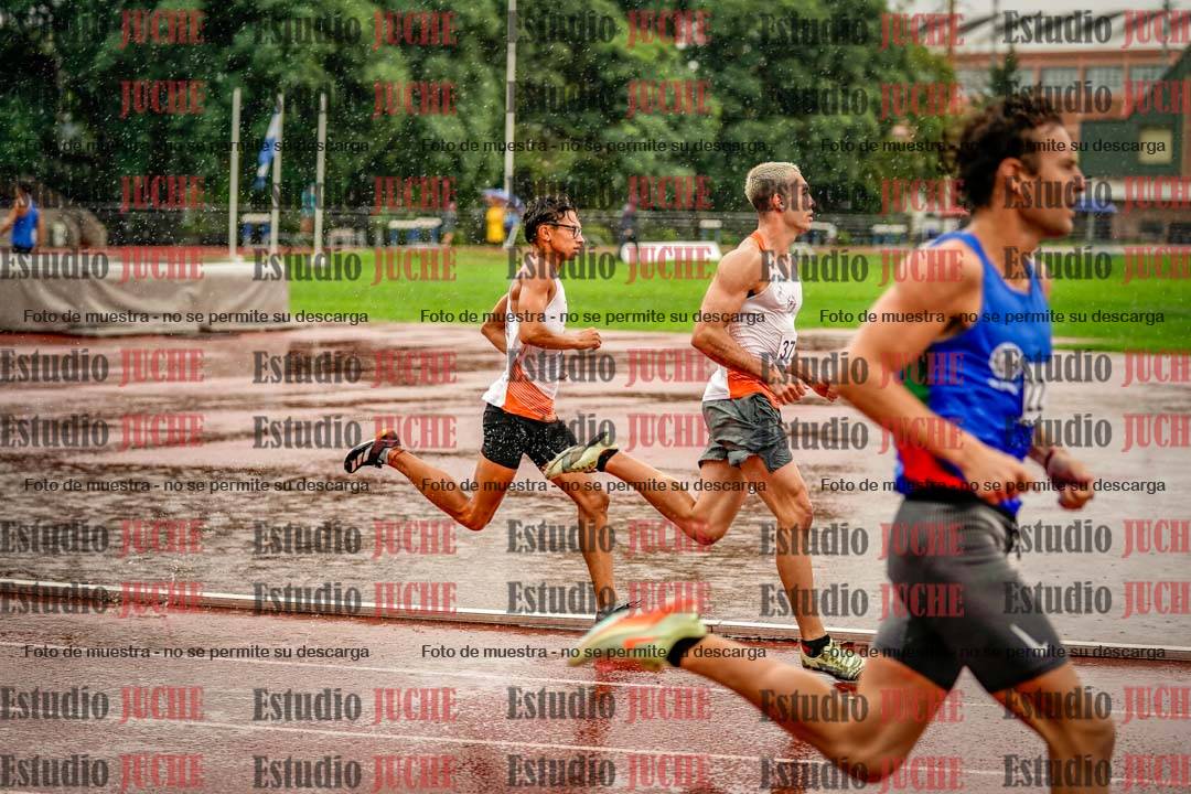 Fotos de los 800 m de varones