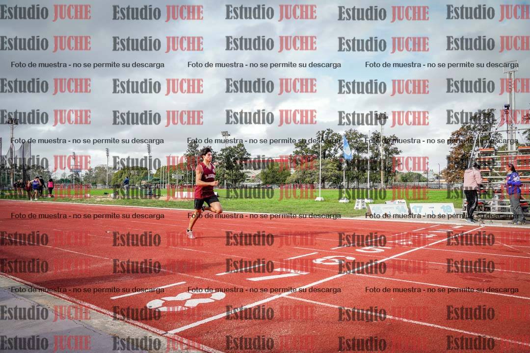 Fotos de los 400 m llanos de varones