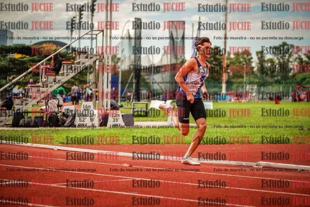 Fotos de los 400 m llanos de varones
