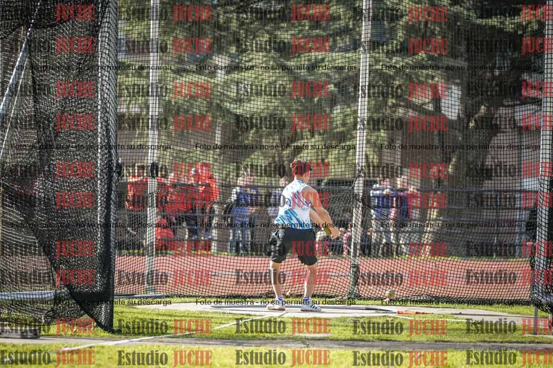 Fotos del lanzamiento de martillo de varones