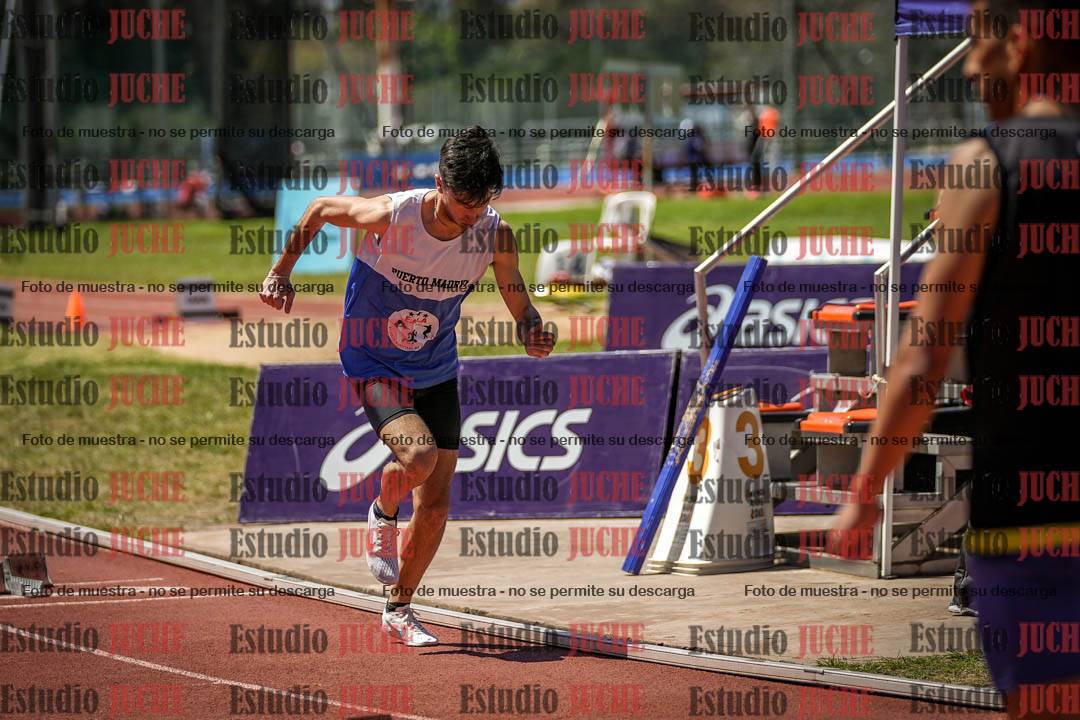 Fotos de los 400 m llanos de varones