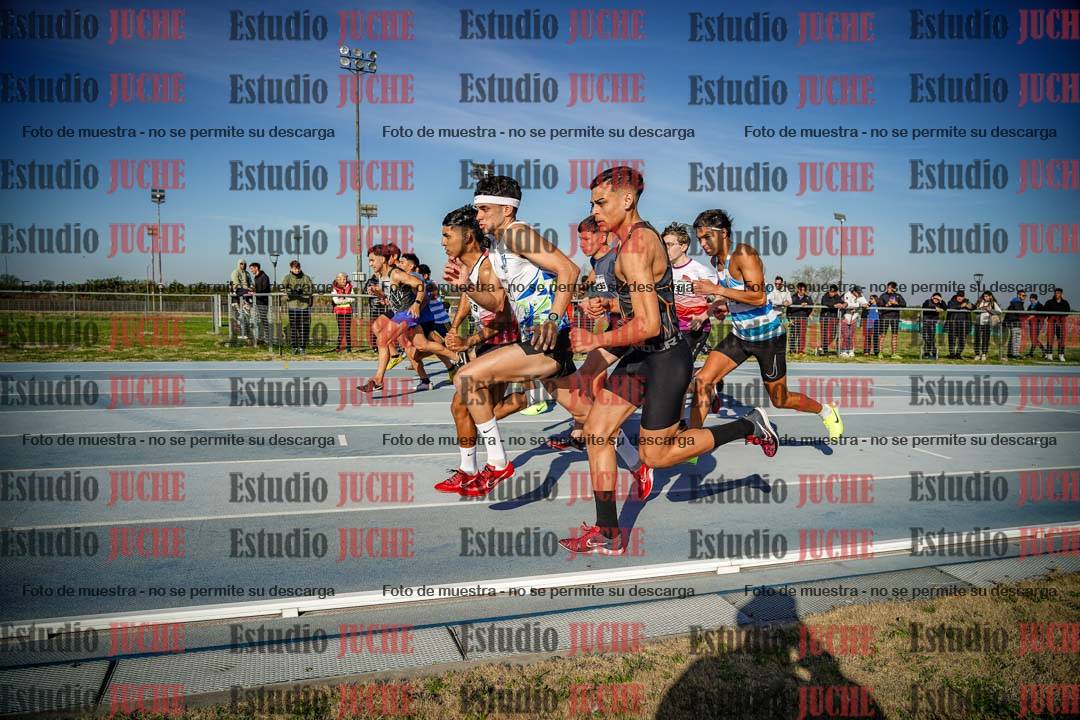 Fotos de los 1500 m llanos de varones