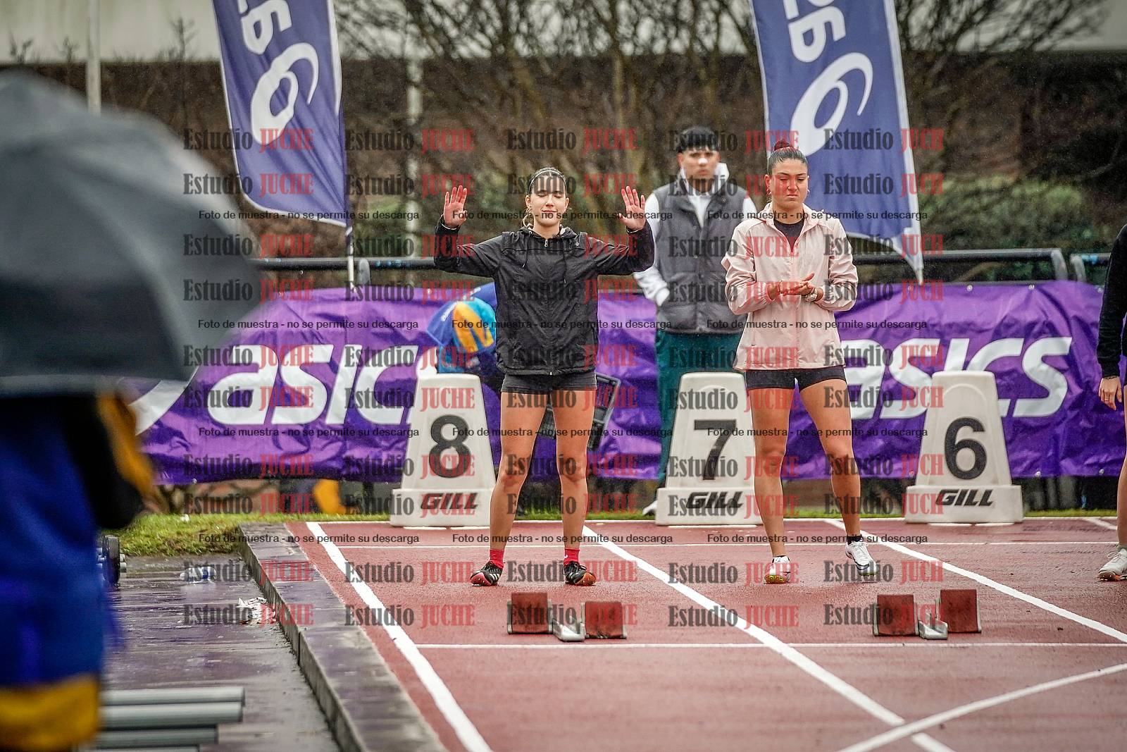 Fotos de los 100 m llanos de mujeres - FINAL