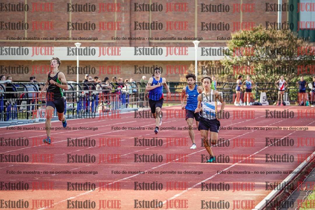 Fotos de los 400 m llanos de varones