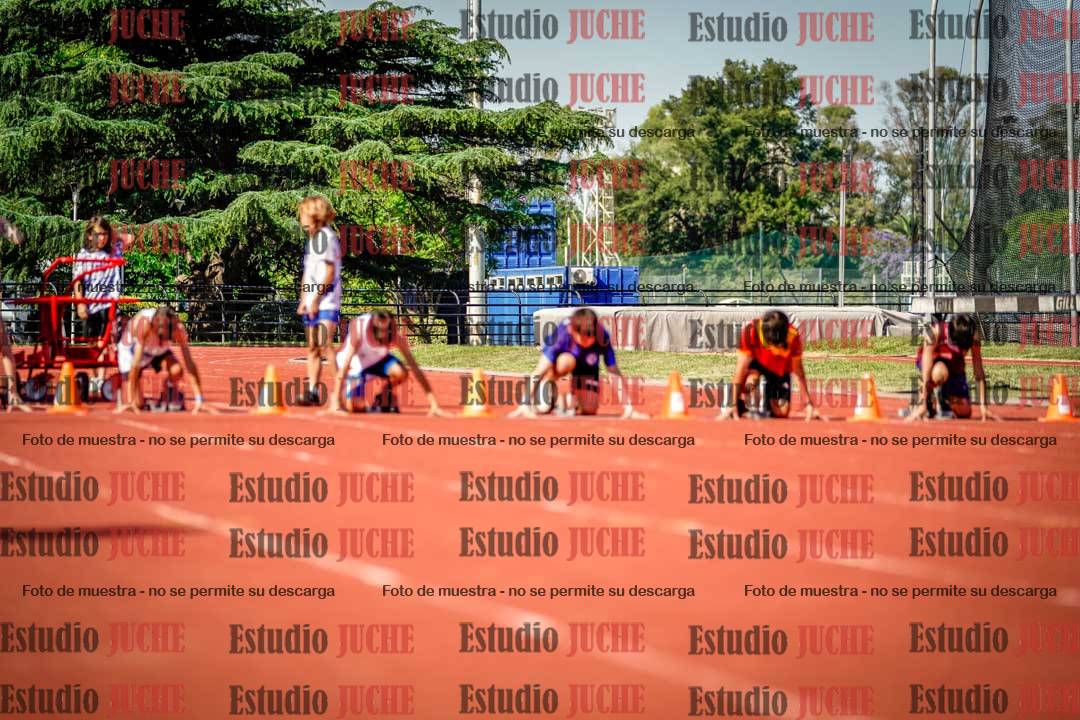 Fotos de los 50 m llanos de varones