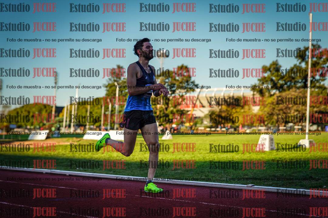 Fotos de los 3000 m llanos de varones