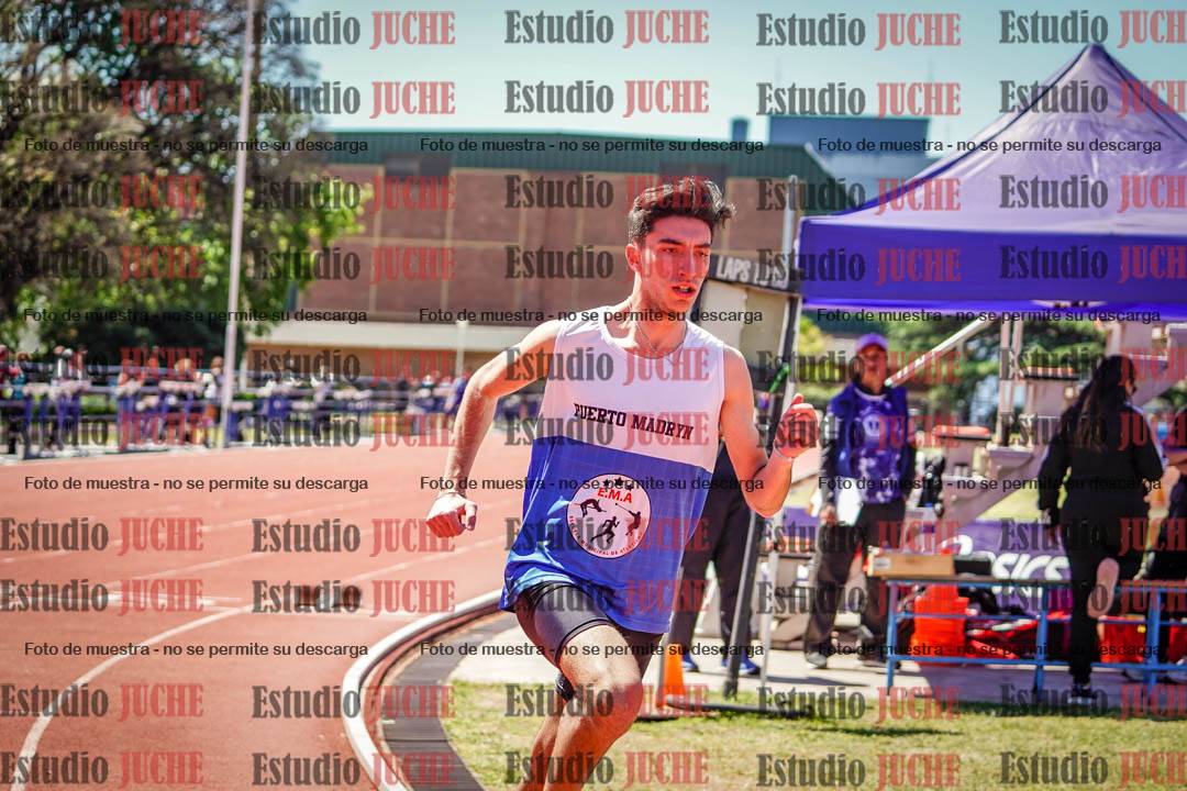 Fotos de los 400 m llanos de varones
