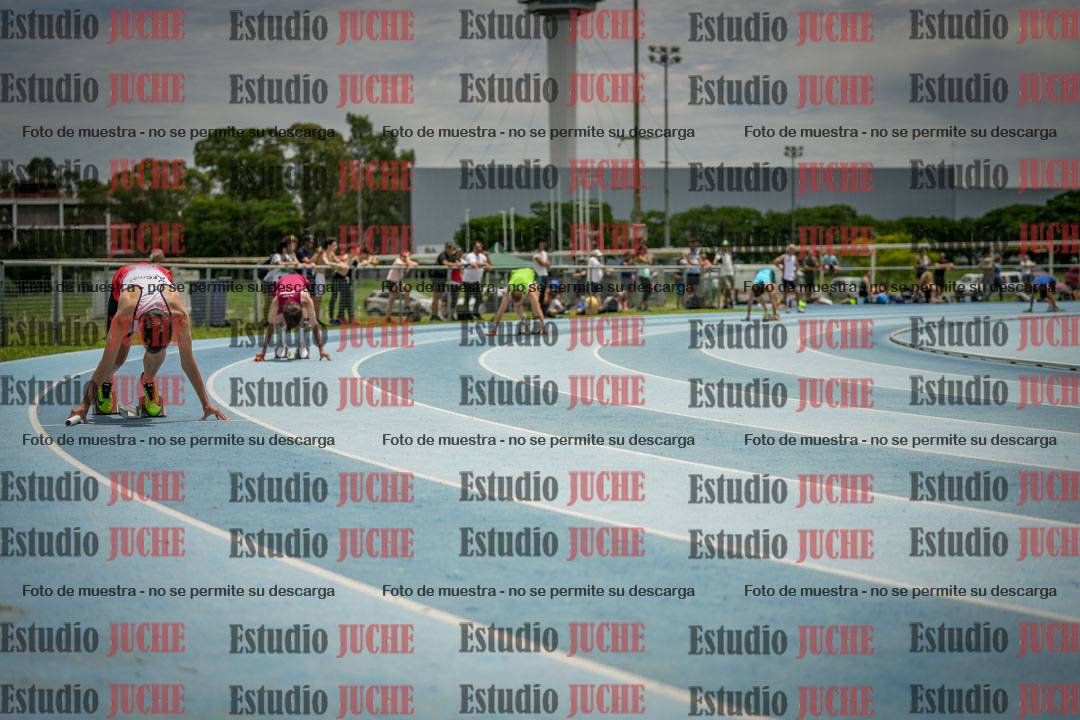 Fotos de las postas 4x200 m llanos de varones