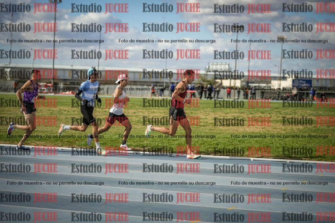 Fotos de los 5000 m llanos de varones