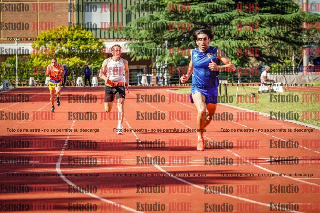 Fotos de los 200 m llanos de varones