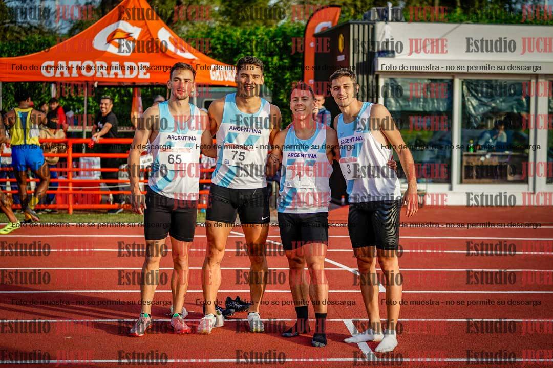 Fotos de algunos extras y podios del día 3