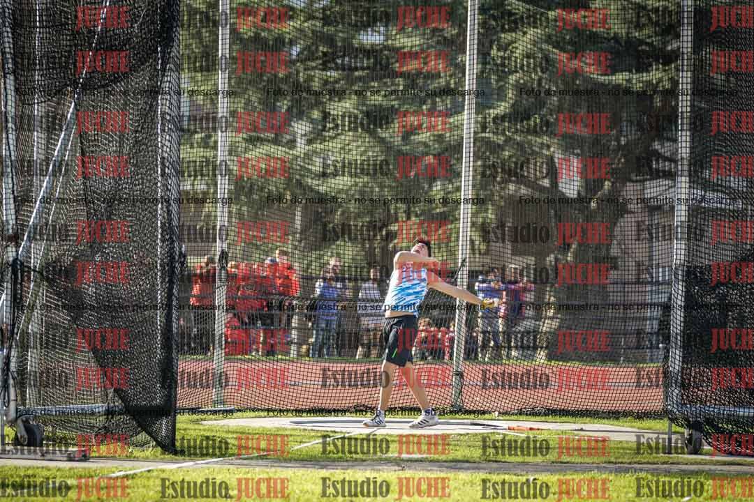 Fotos del lanzamiento de martillo de varones
