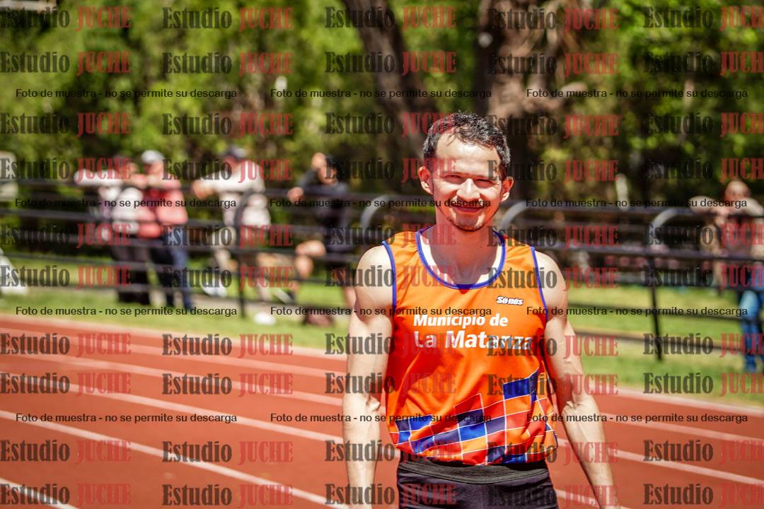 Fotos de los 400 m llanos de varones