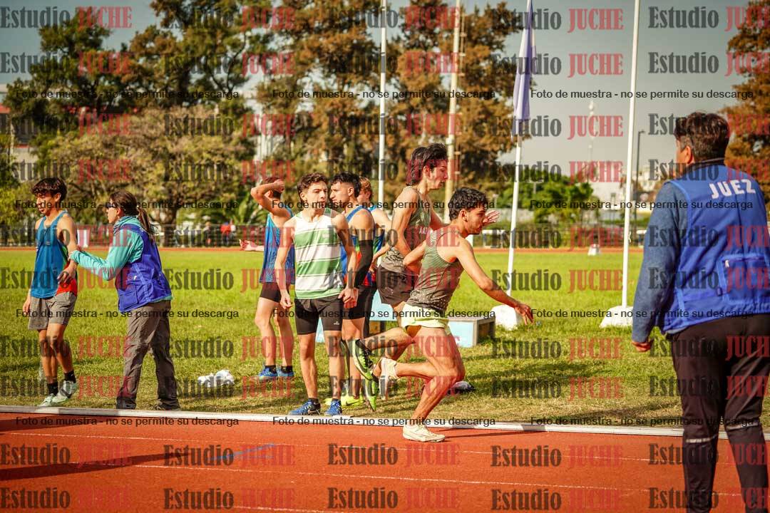 Fotos de las postas 4x400 m llanos de varones