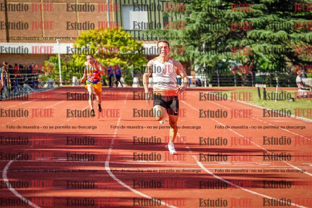 Fotos de los 200 m llanos de varones