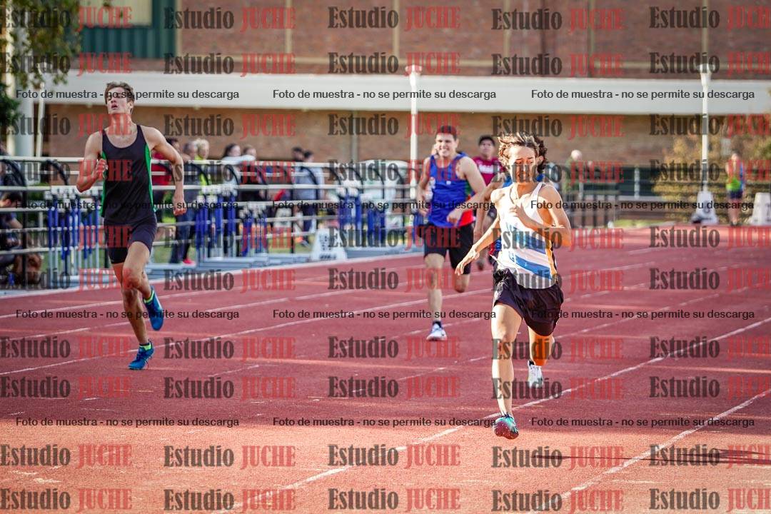 Fotos de los 400 m llanos de varones