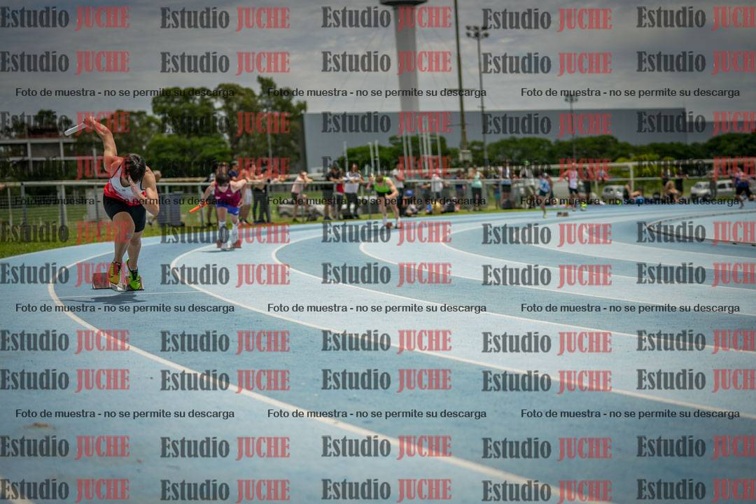 Fotos de las postas 4x200 m llanos de varones